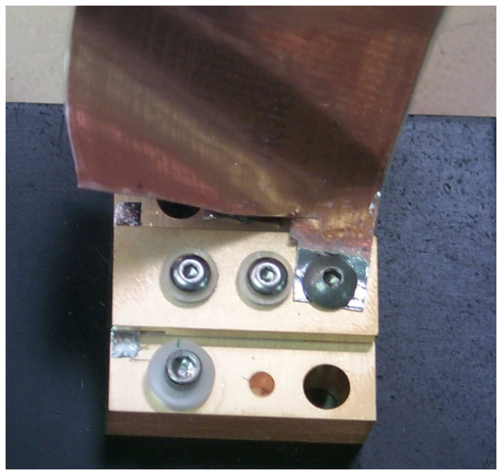 Close-up of the stripline terminated directly at the laser diode mounting block