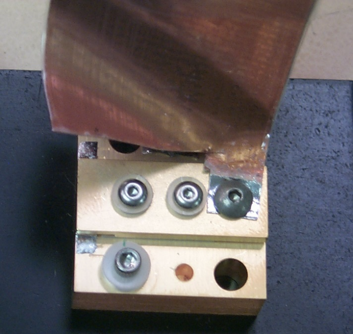 Close-up of the stripline terminated to the laser diode mounting block